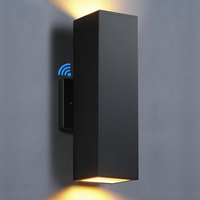 Dusk to Dawn Outdoor Sensors Lights